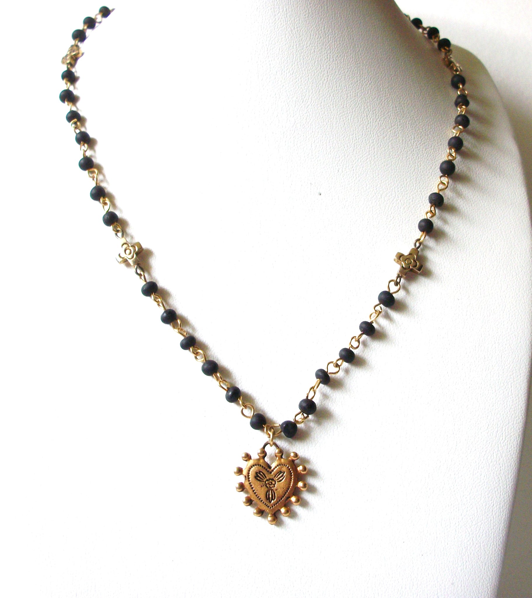 Vintage Black Gold Necklace 80520