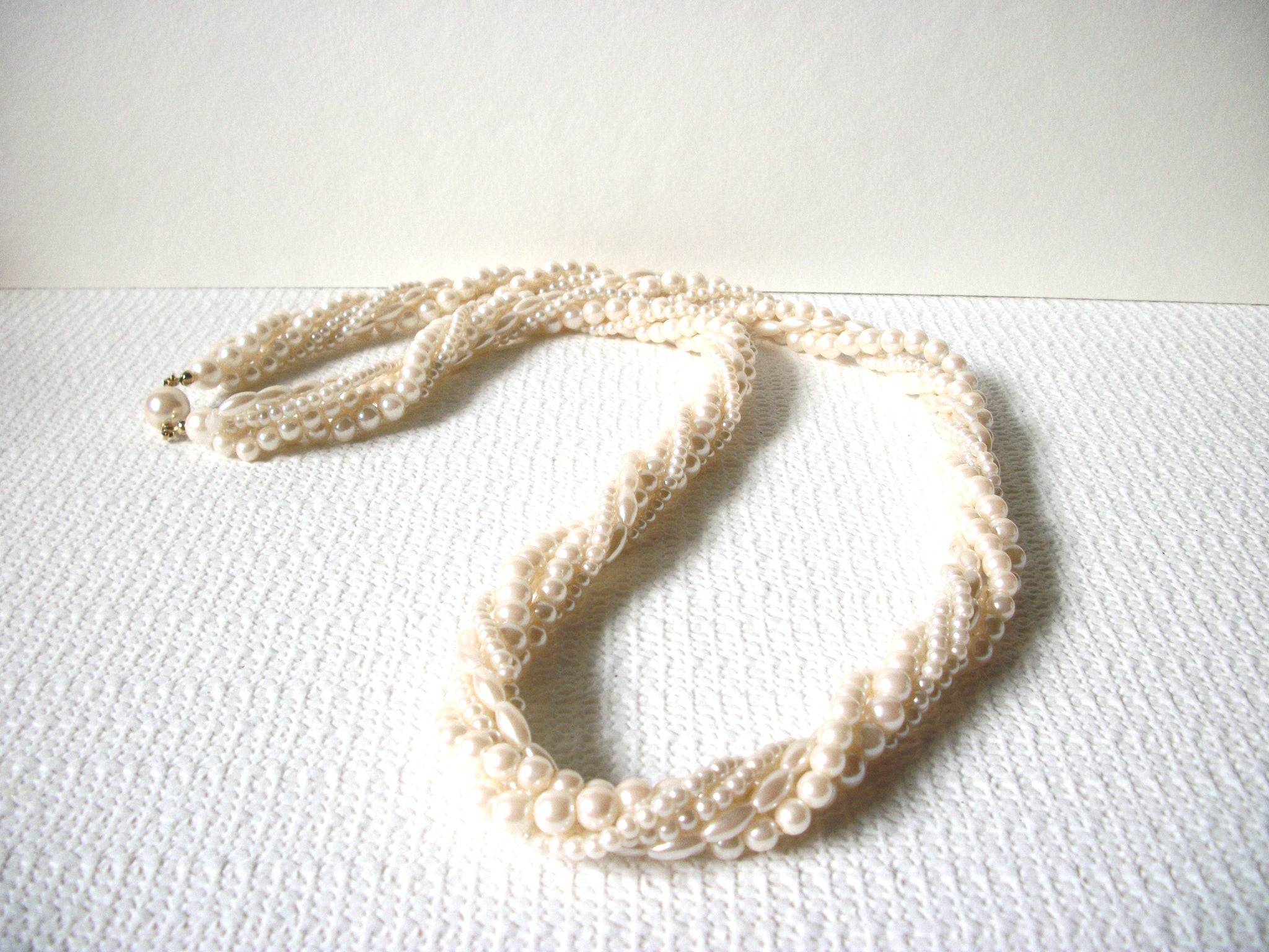 Glass Pearls Vintage Necklace 80620