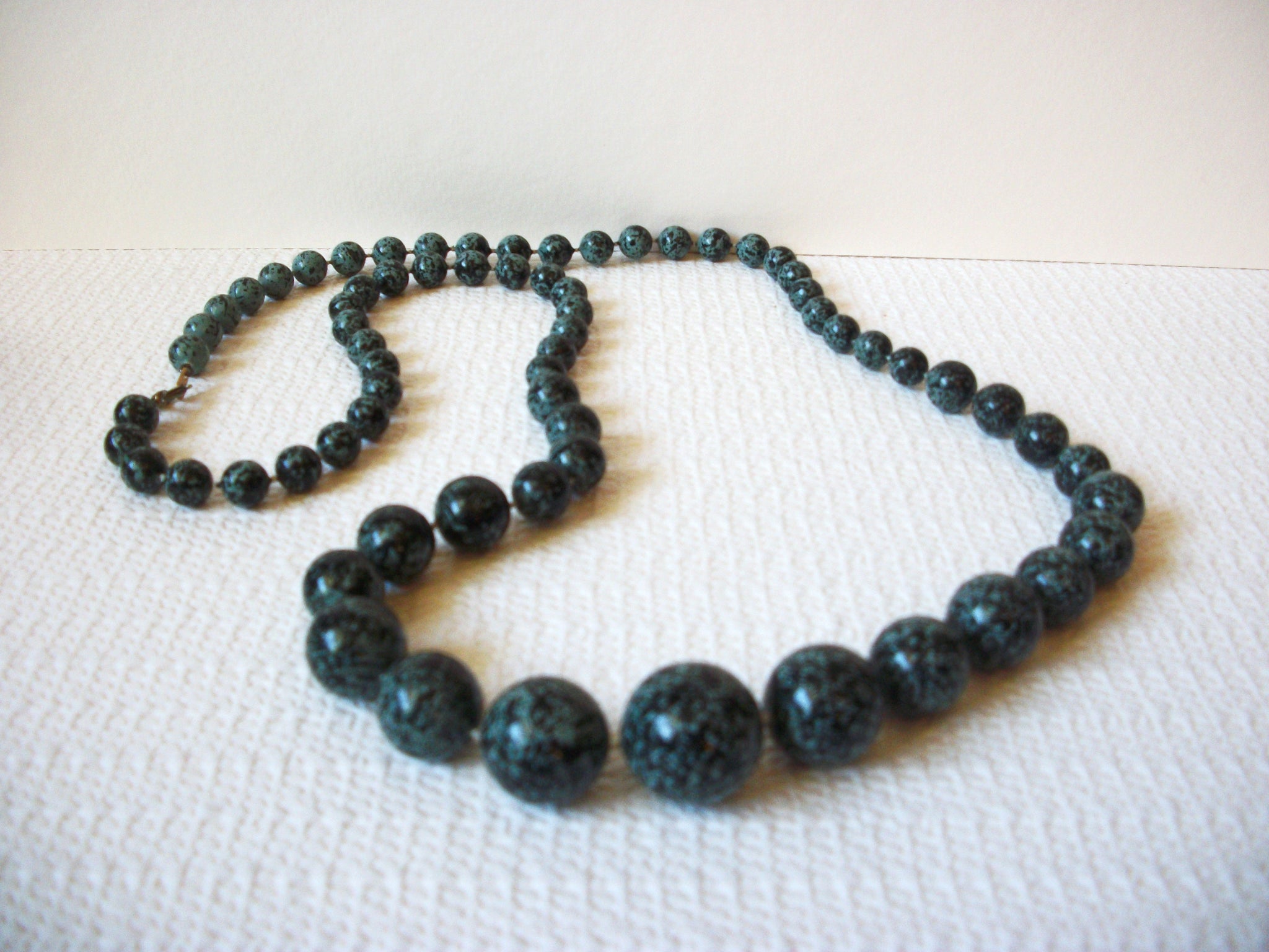 Retro Speckled Necklace 81020