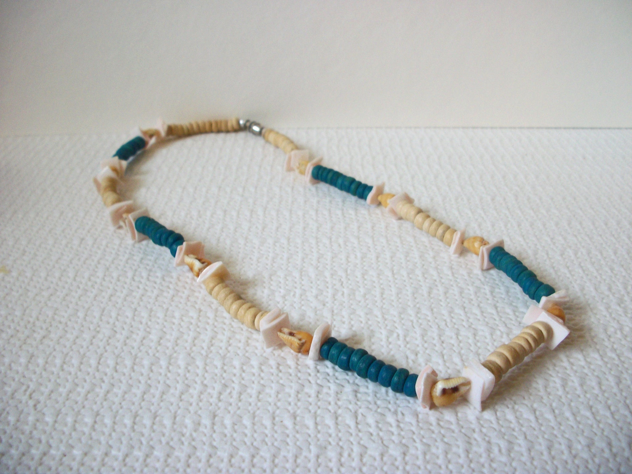 Bohemian Wood Shell Necklace 81120
