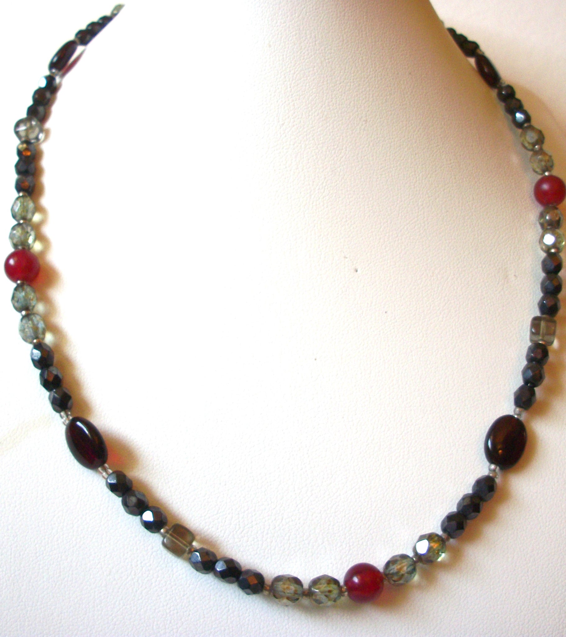 Vintage Glass Beads Necklace 81720