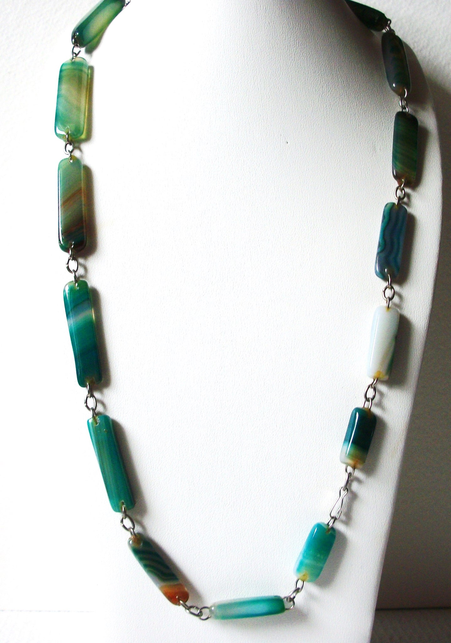 Vintage Teal Blue Green Glass Necklace 81620