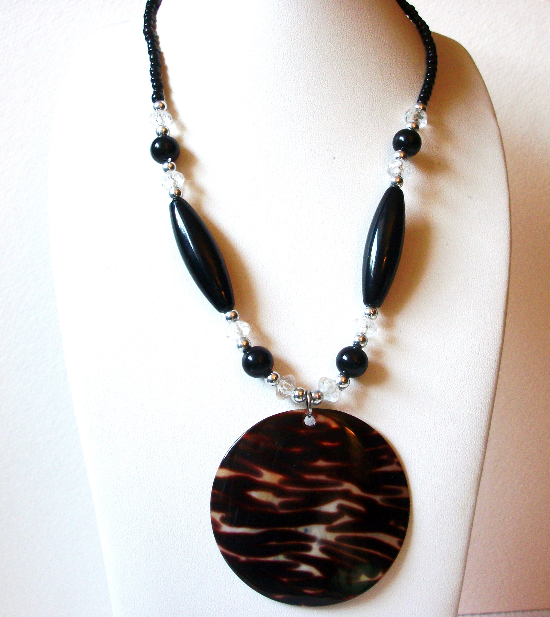 Retro Shell Pendant Necklace 81820