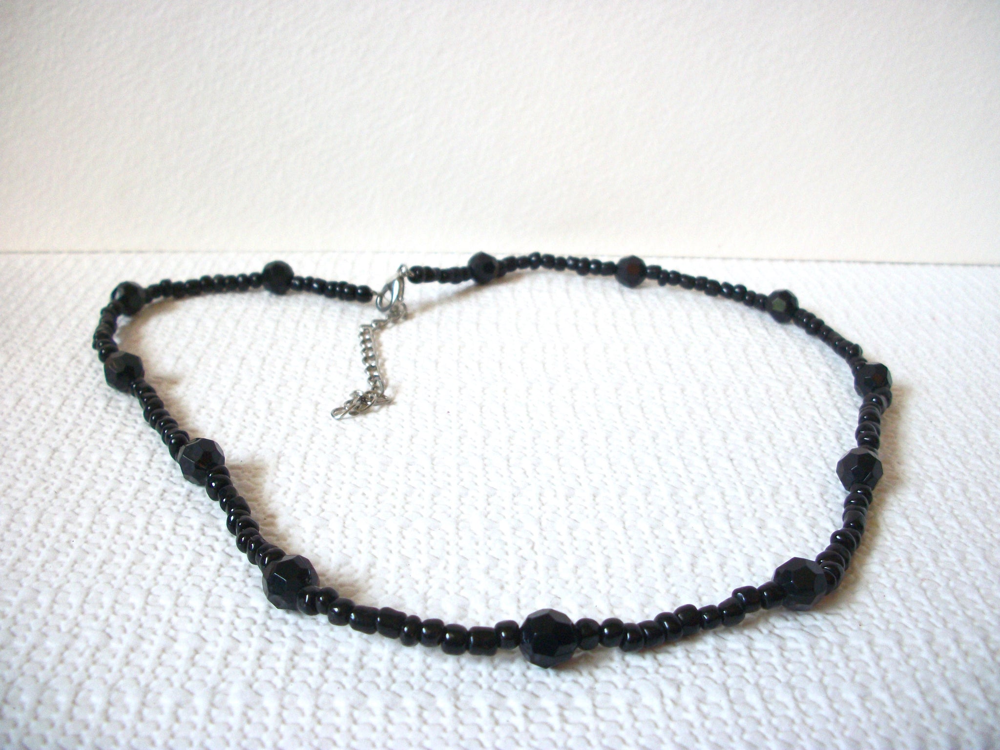 Vintage Black Glass Necklace 81720
