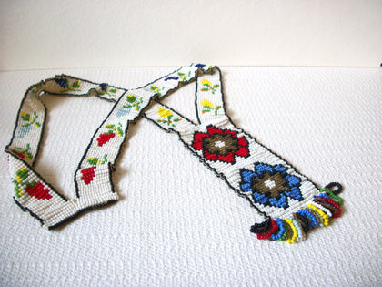 Vintage Hand Made Glass Folk Native Necklace 81720