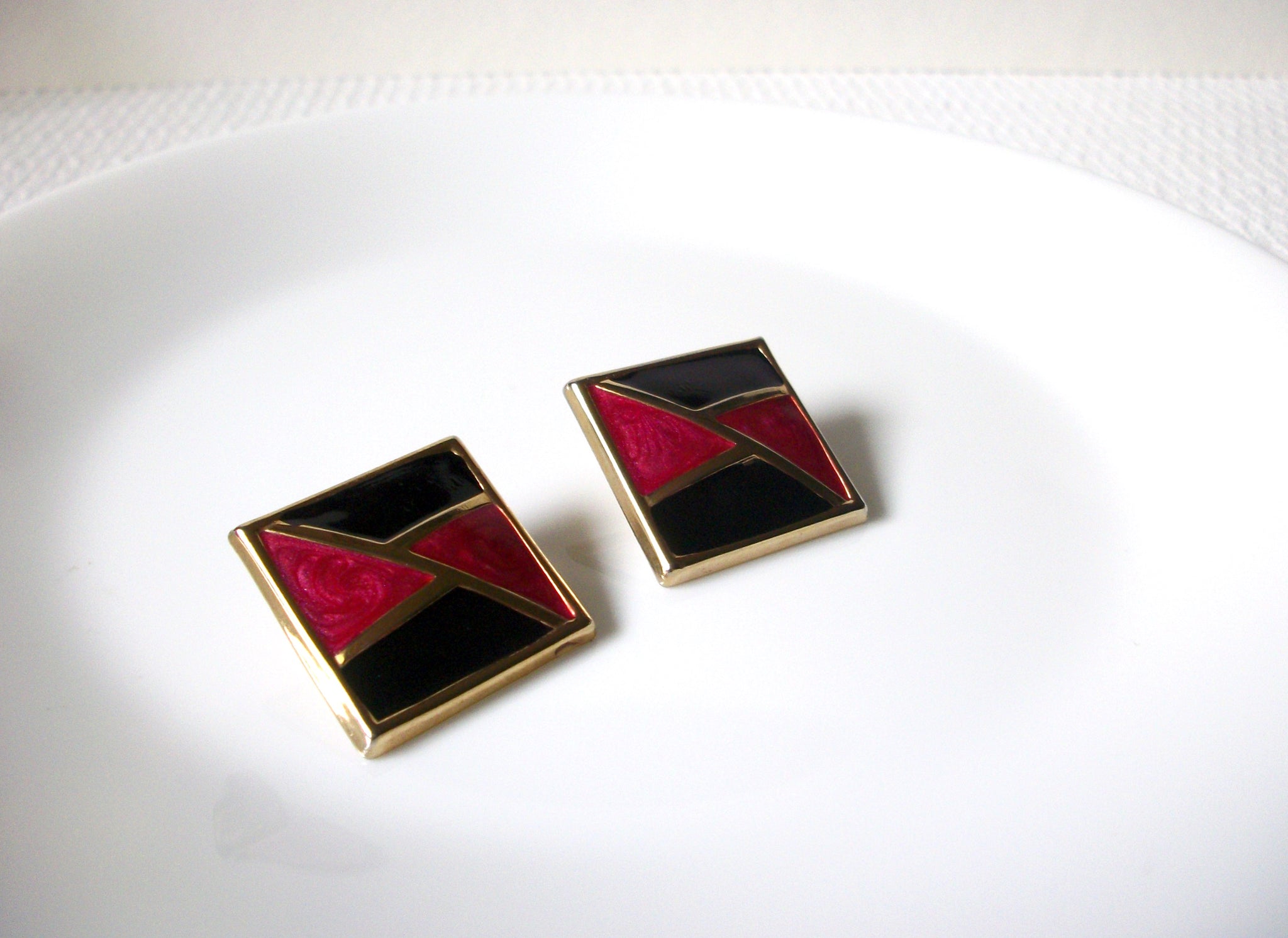 1980`s Retro Enameled Earrings 82020