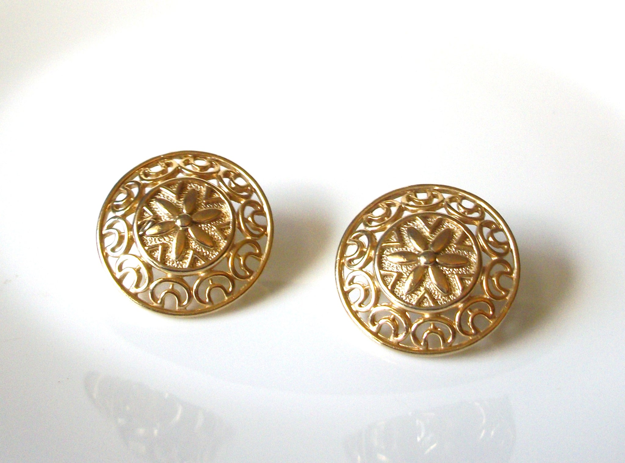 Vintage Filigree Earrings 82020
