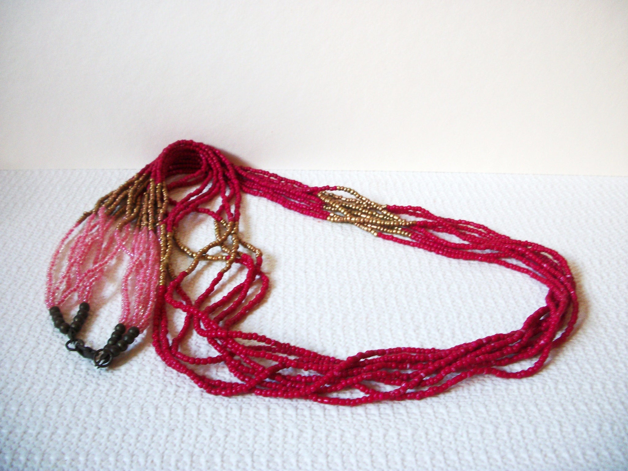 Vintage Glass Beads Fuchsia Pink Gold Necklace 82220
