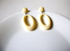 Retro Cream Hoop Earrings 82620