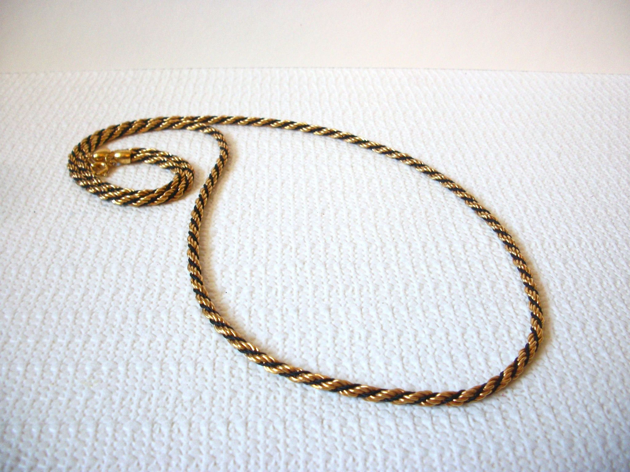 Vintage Gold Black Necklace  82820