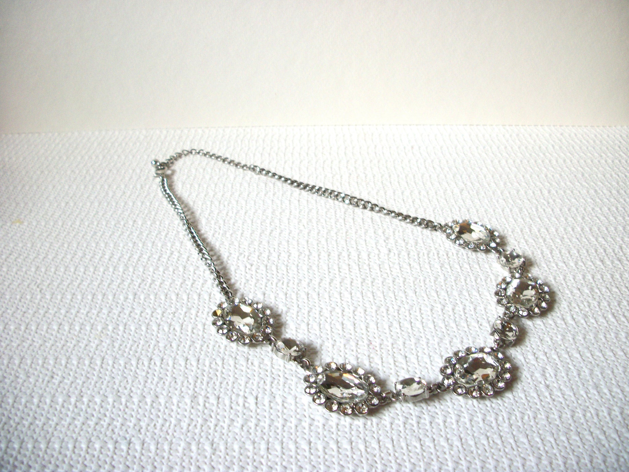 Retro Sparkling Rhinestones Necklace 82920