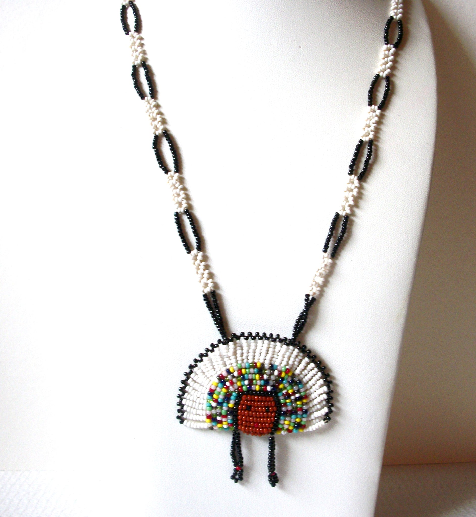 Vintage Native American Glass Necklace 90320