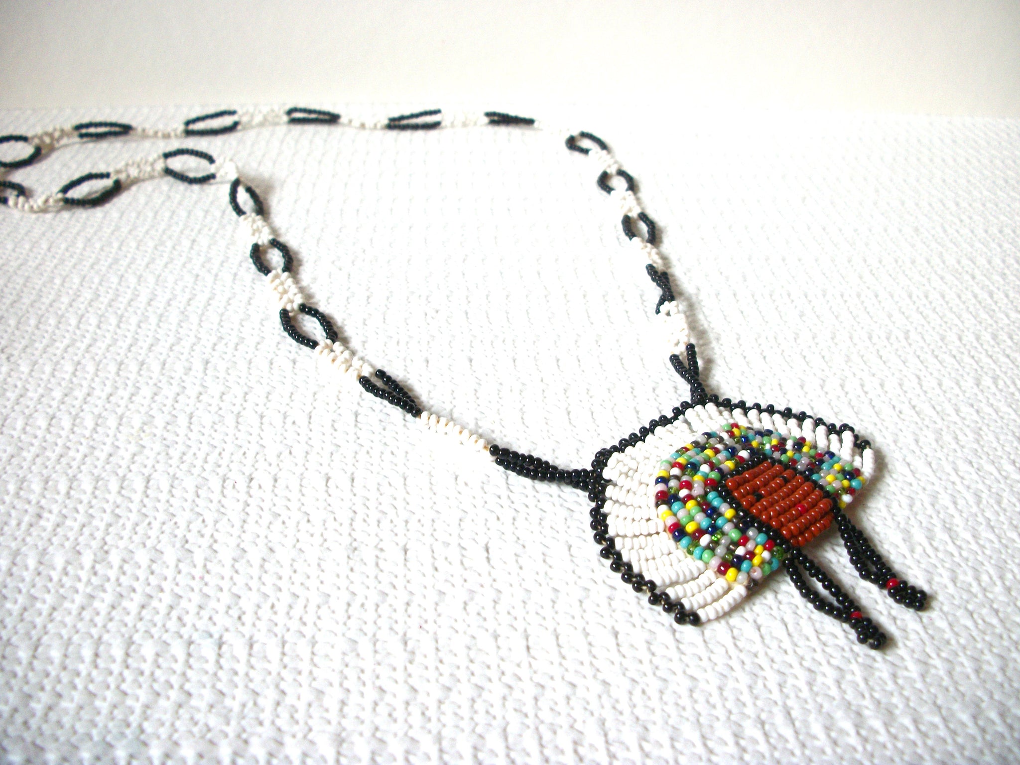 Vintage Native American Glass Necklace 90320