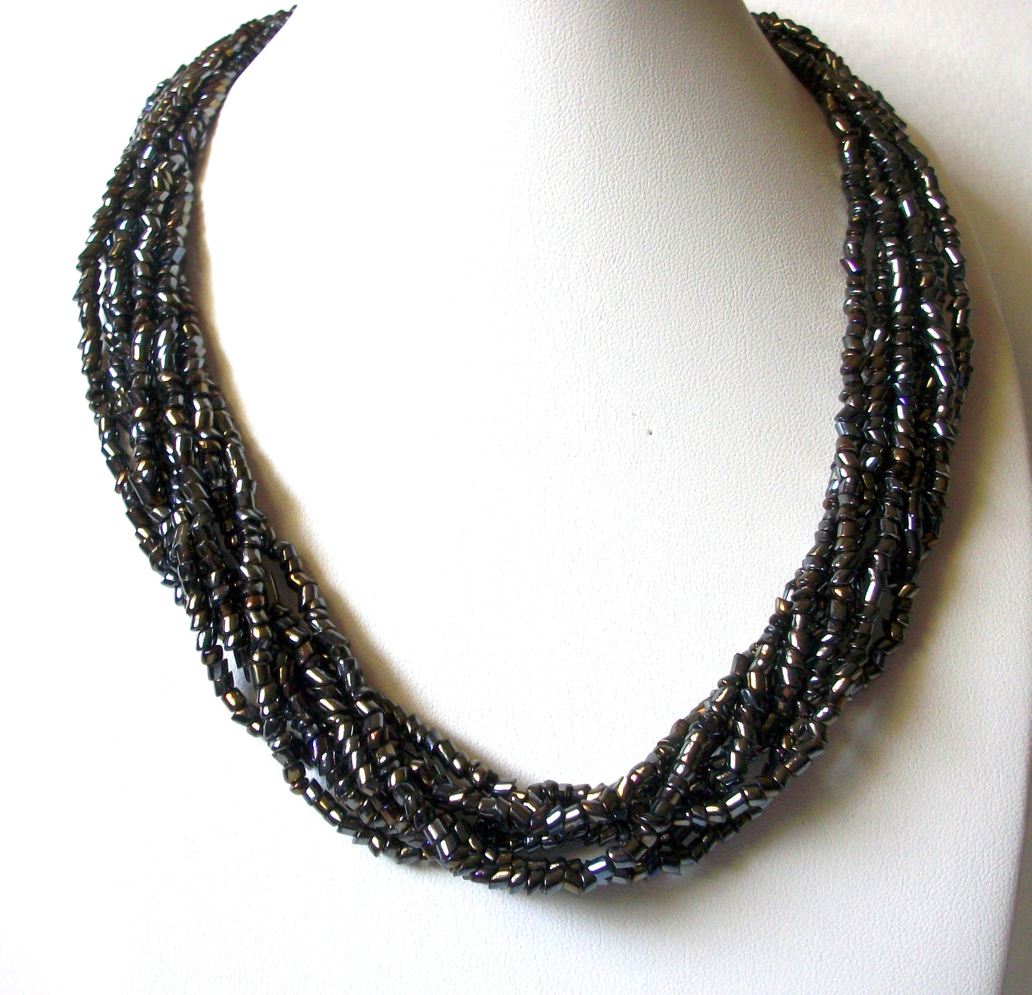Retro Dark Grey Iridescent Glass Beads Necklace 90920