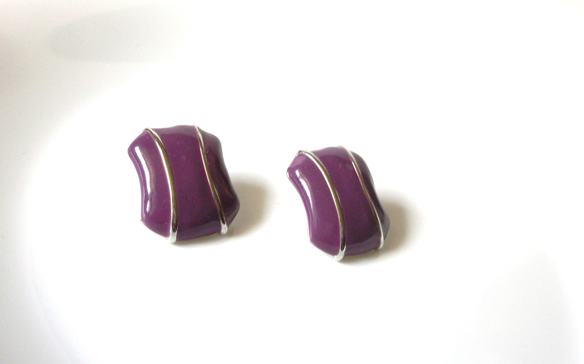 Vintage Silver Plum Enameled Earrings 91520