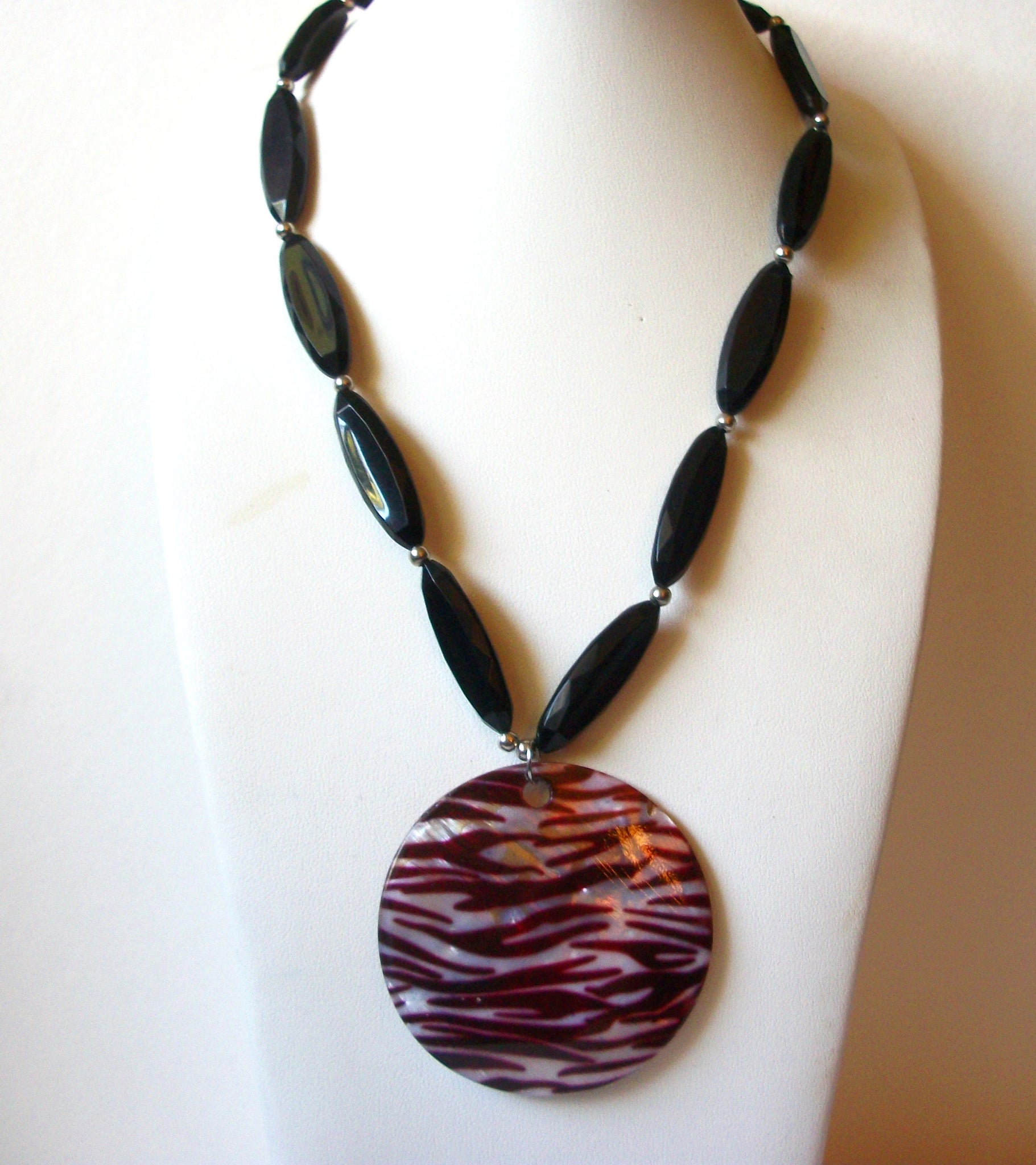 Vintage Animal Print Shell Necklace 91920