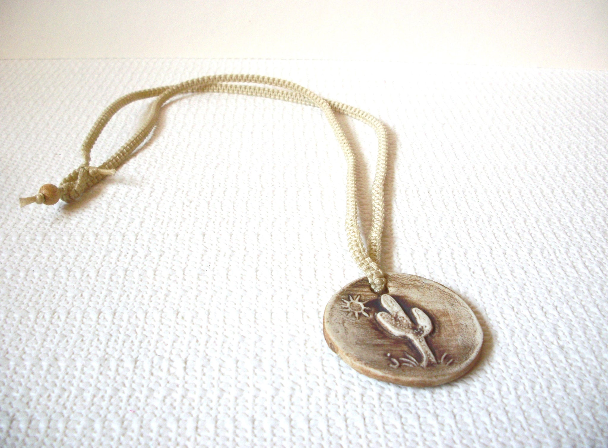 Vintage Native Cactus Stone Necklace 92420