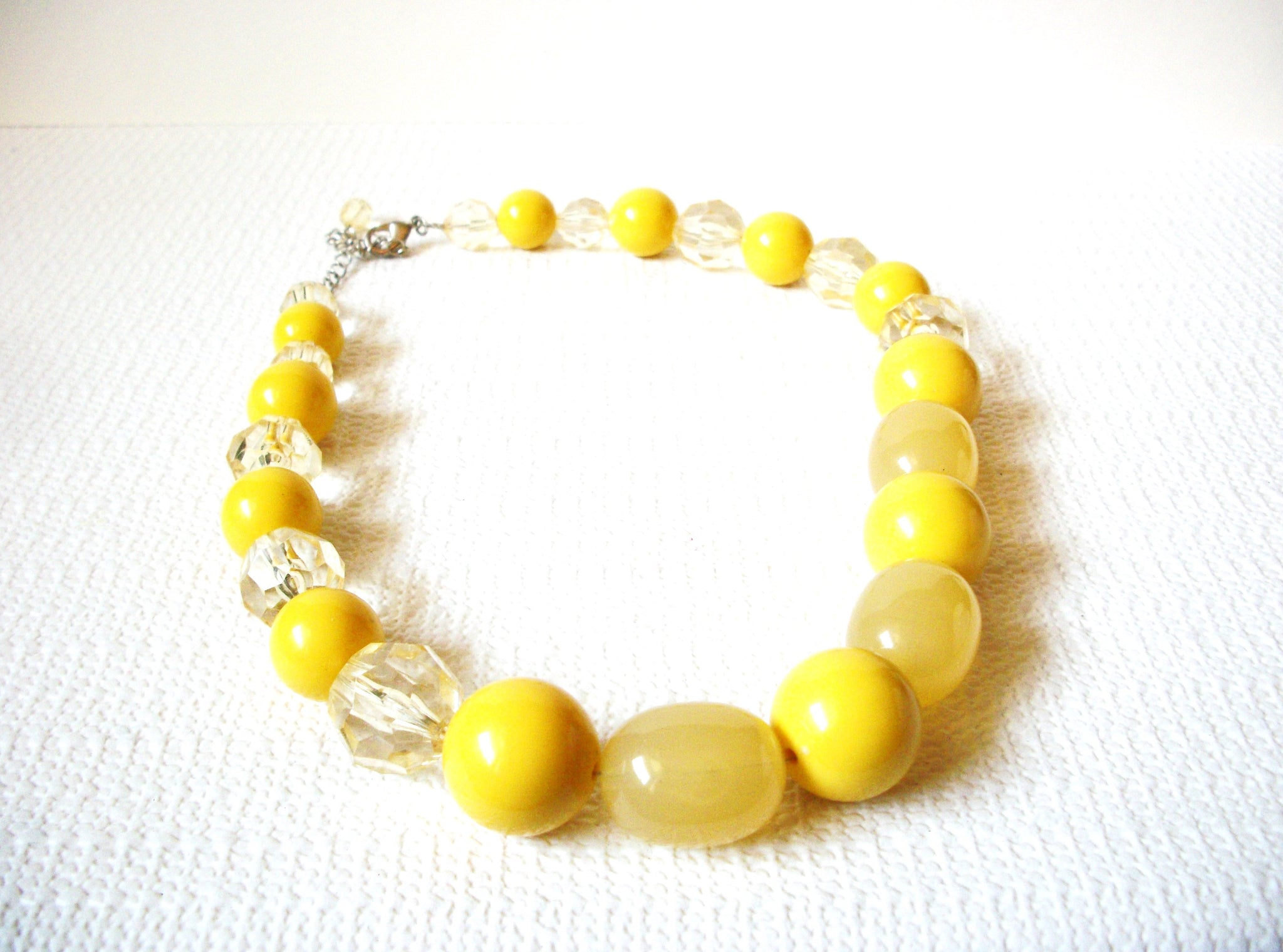 Retro Clear Yellow Chunky Necklace 92520