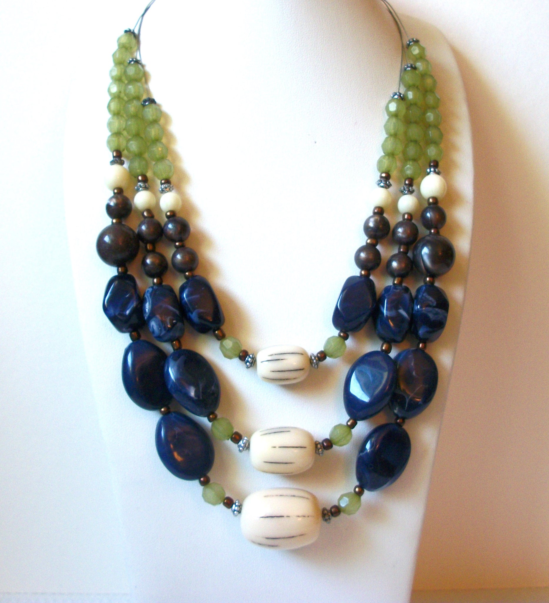 Vintage CHICO`s Statement Necklace 92820