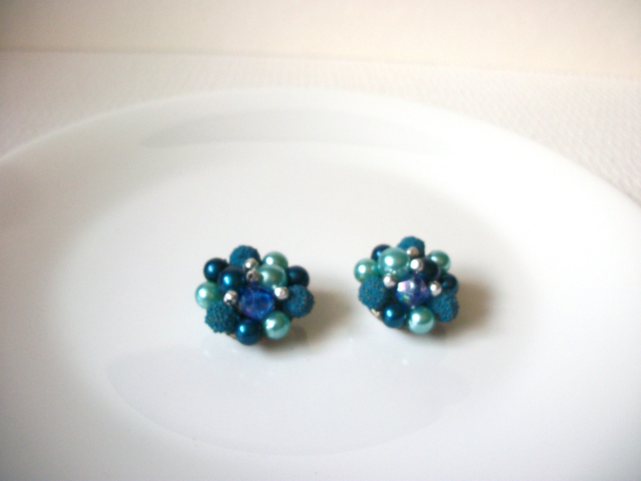 Vintage HONGKONG Blue Glass Cluster Earrings 92720