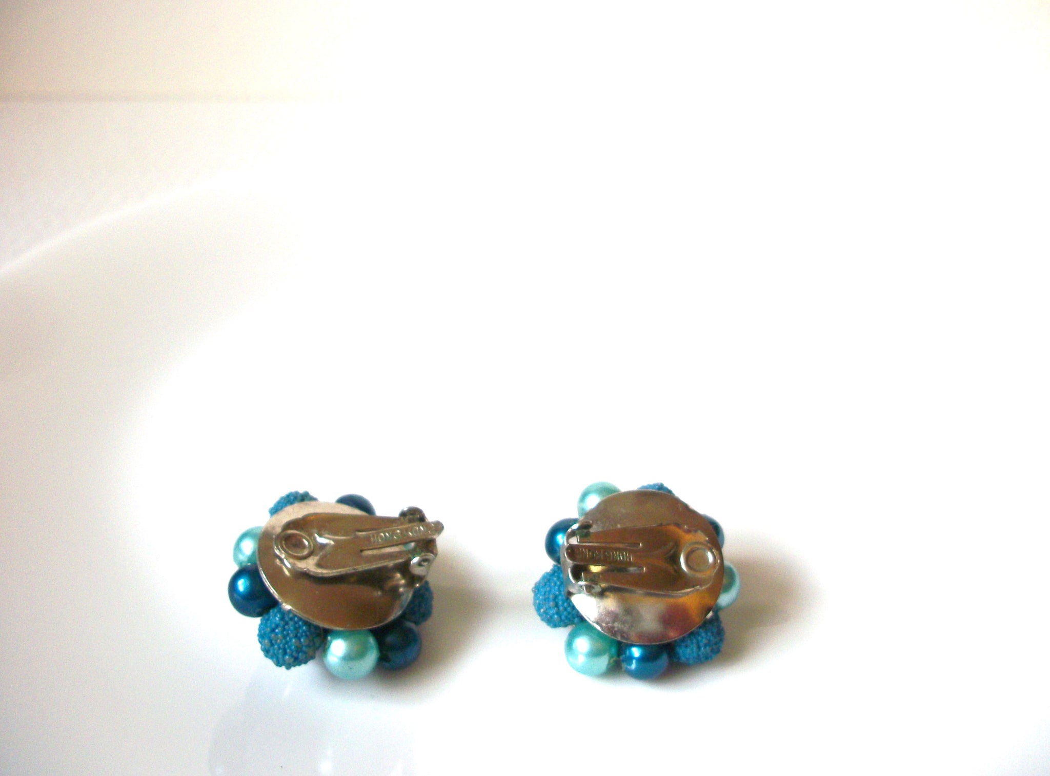 Vintage HONGKONG Blue Glass Cluster Earrings 92720