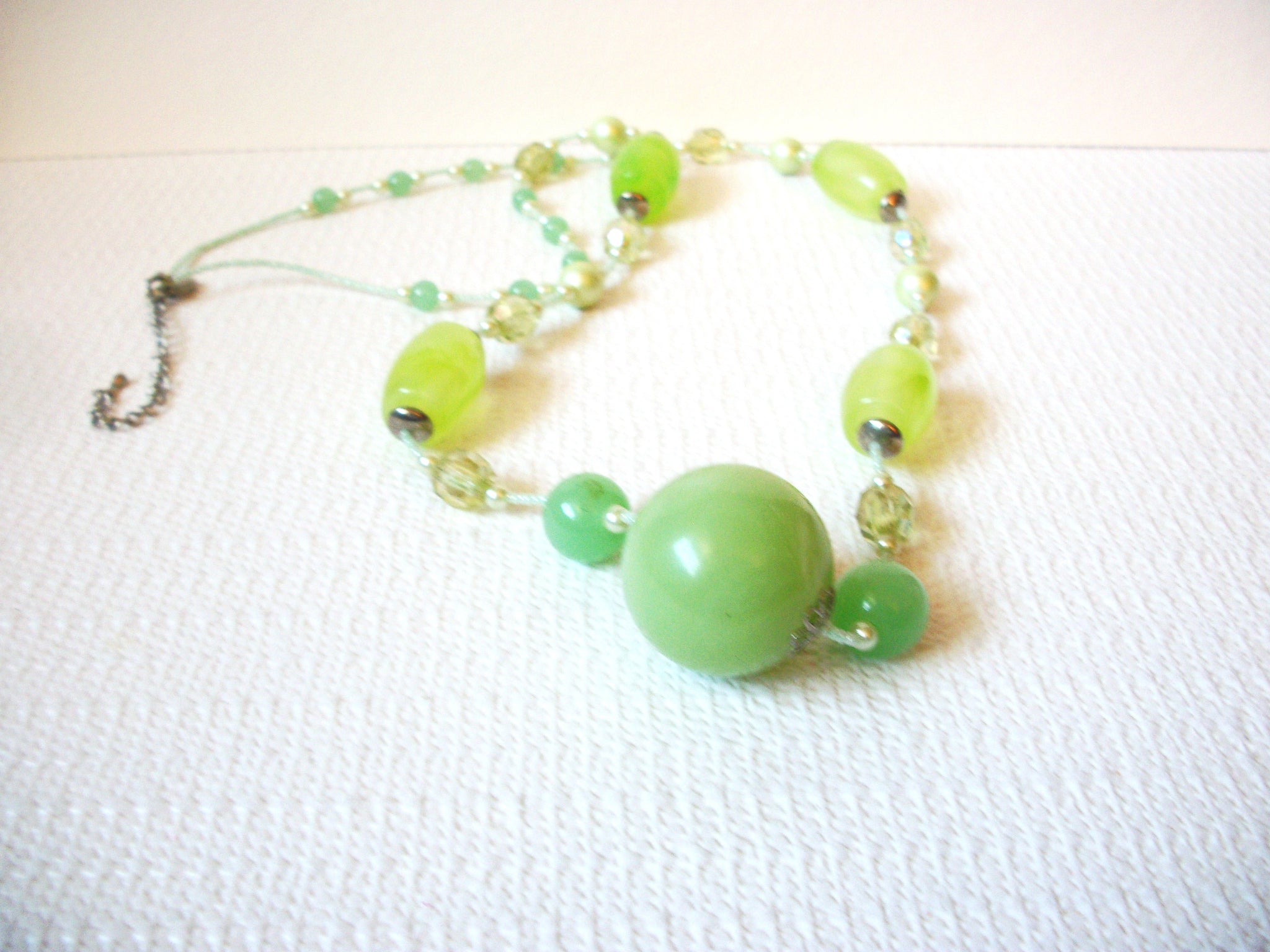 Vintage Green Necklace 100320