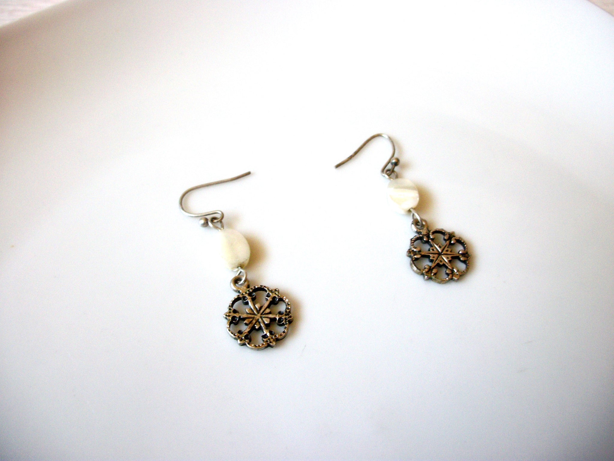 Bohemian Silver Toned Mother Of Pearl Dangle Earrings 81517