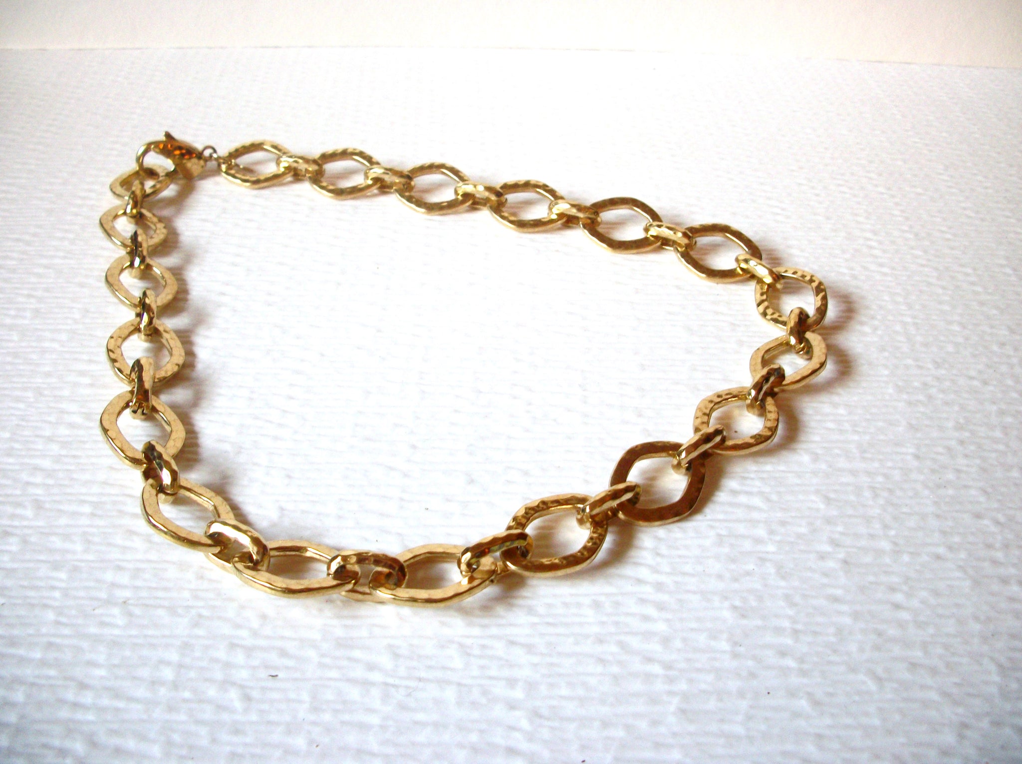 Vintage Designer Gold Toned Hammered Metal Links Necklace 9617
