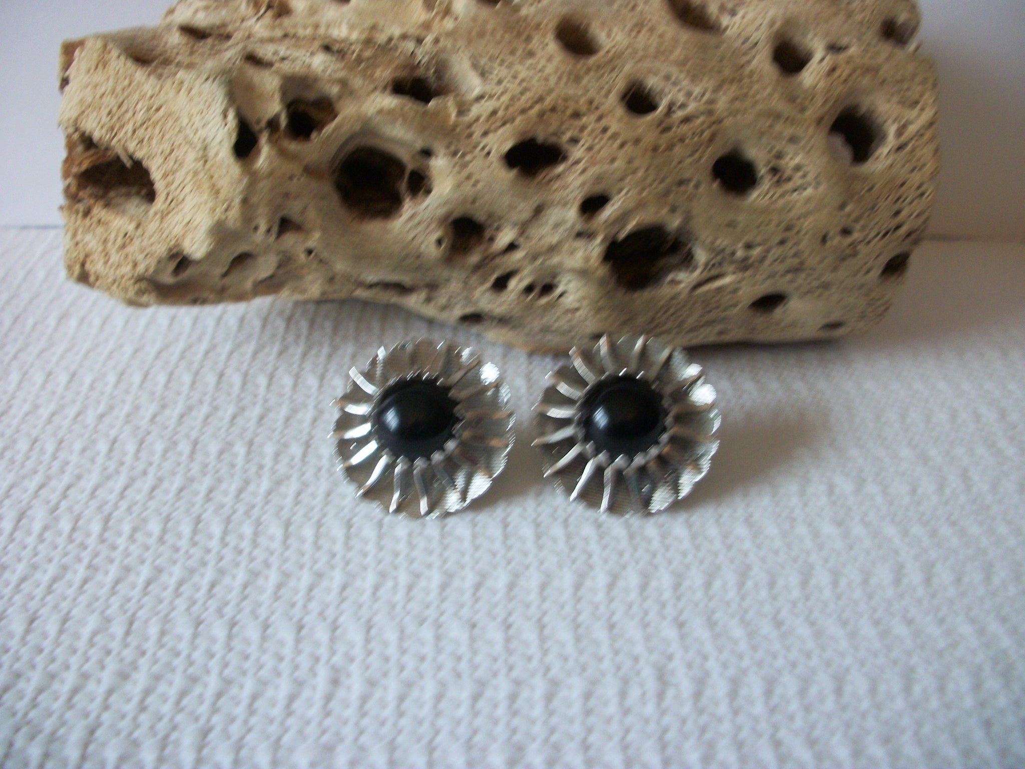 SARAH COV Floral Silver Black Clip On Earrings 71218T