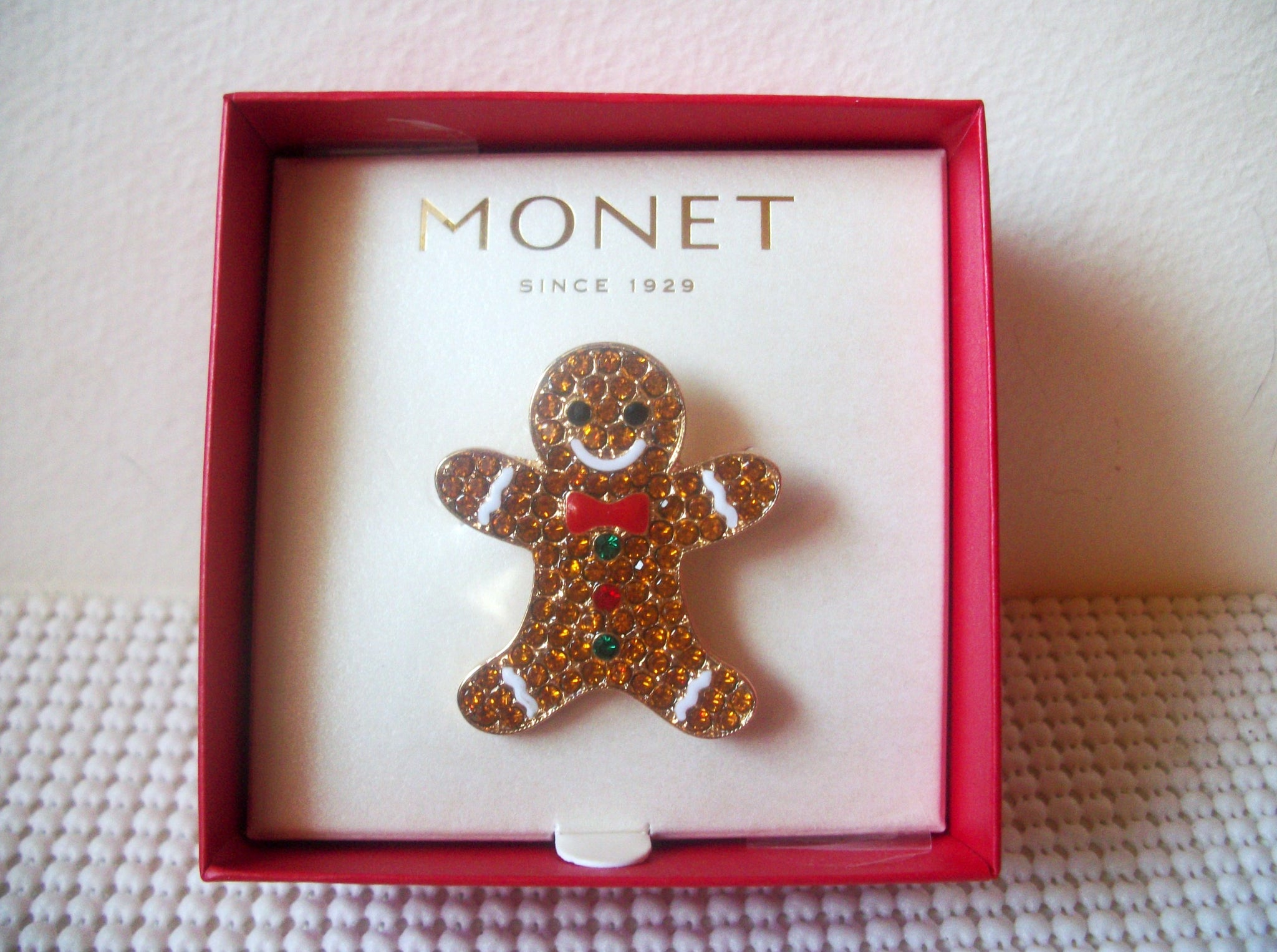 MONET Gingerbread Crystals White Pearls Brooch Pin