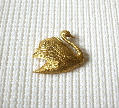 Vintage MFA Museum of Fine Arts Rare Gold Tone Swan Brooch 030521