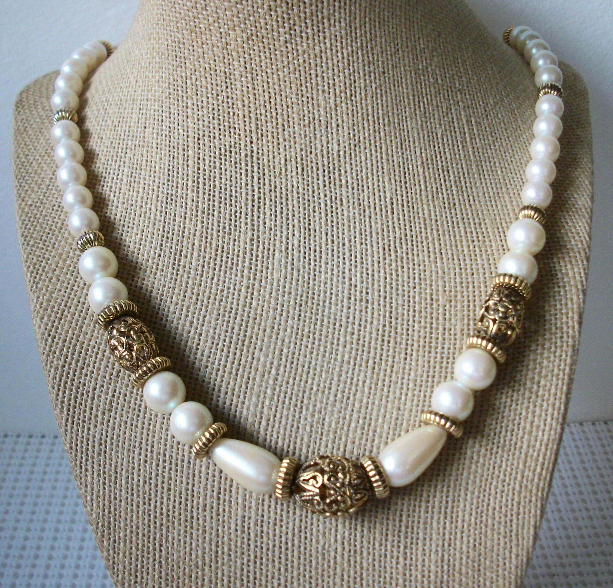 Signed 1928 Company  Glass Pearls Gold Tone Open Cut Metal Beads 24" Chain Necklace 030521