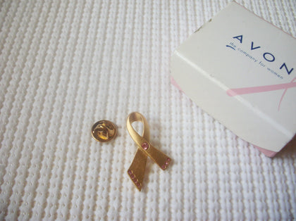 Vintage Stick Pin Signed AVON Pink Ribbon Gold Tone in original year 2000 Box 80817