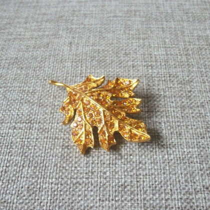 Signed RAPALLO Vintage Maple Leaf Brooch Pin Sparkling Crystal Inlays Gold Tone 10417 Gift For Her Wife