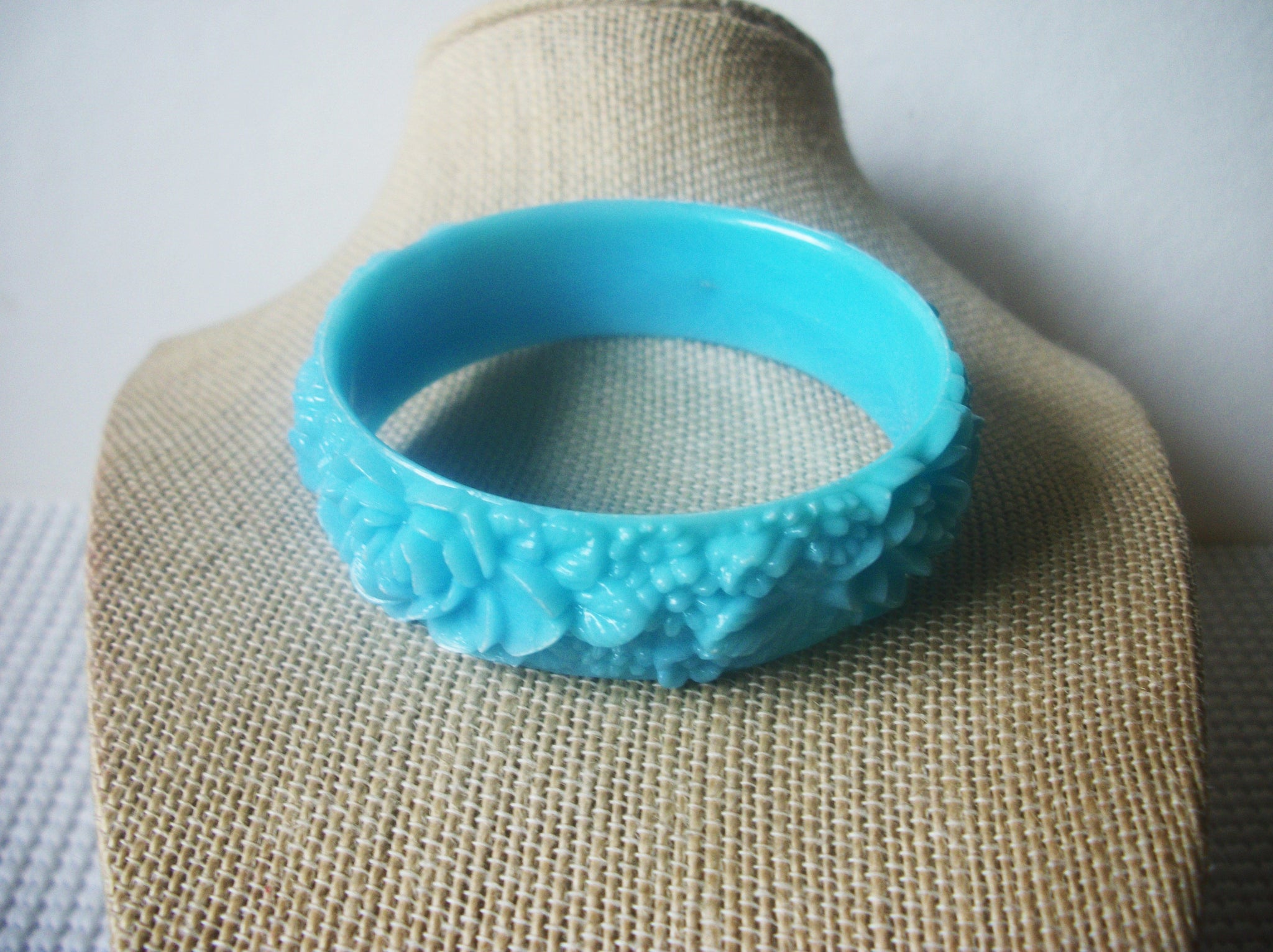 Heavenly Blue Cellulose Floral Bangle Vintage Bracelet 82016