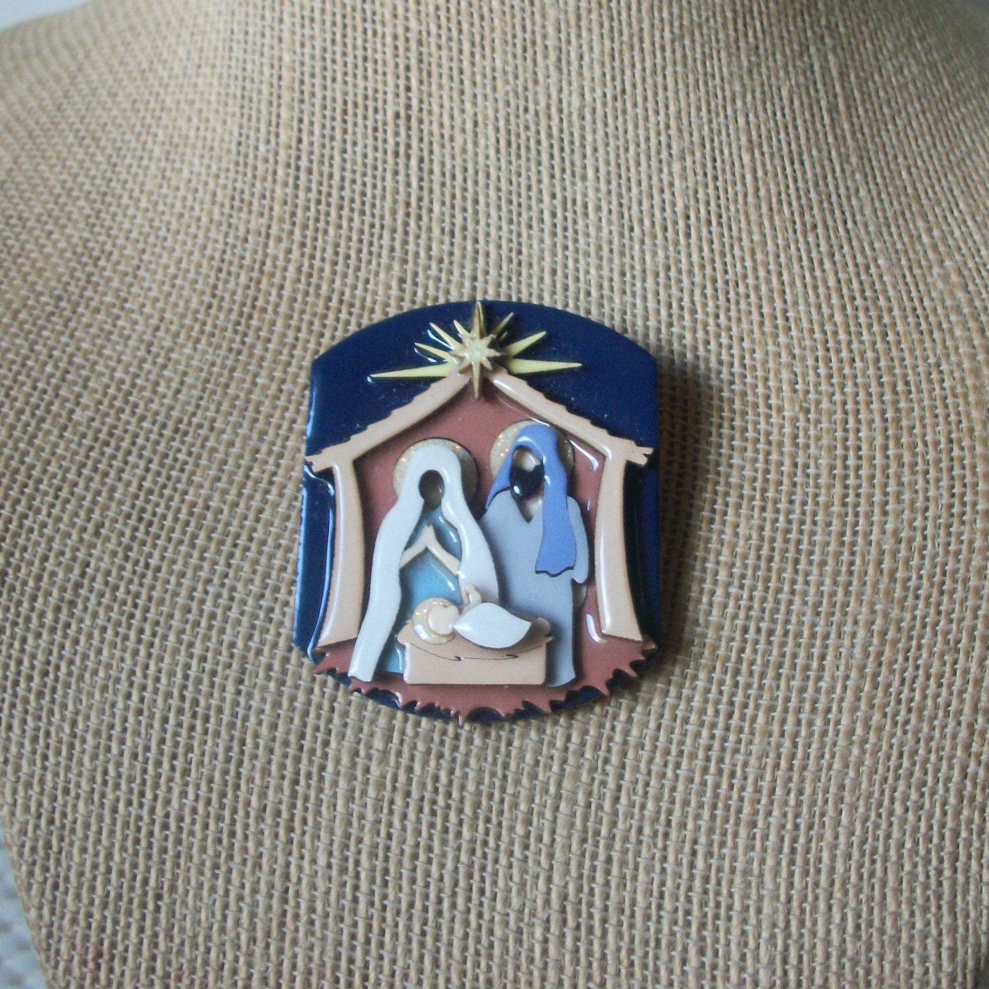 RARE Highly Detailed Lucinda Pins, Nativity Scene Baby Jesus 61318