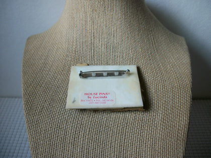 RARE Hard To Find Lucinda House Pins, St Patrick`s Day Clover Shamrock 021321