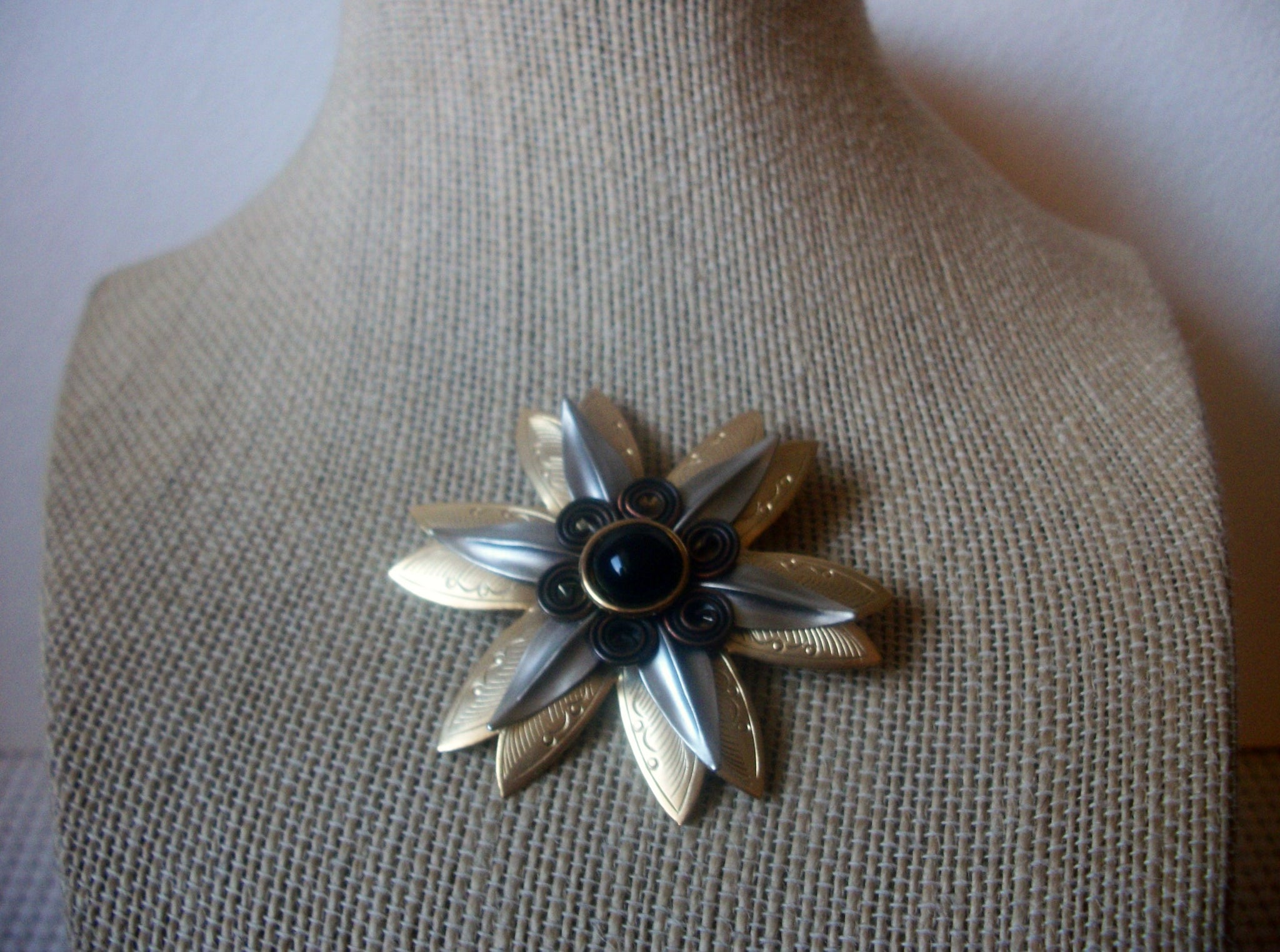 Matte Gold Silver Tone, Maltese Flower Vintage Brooch Pin 022221