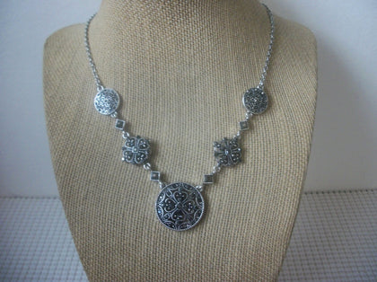 Vintage Signed Crown TRIFARI Marcasite Crystals Silver Tone Necklace 030421
