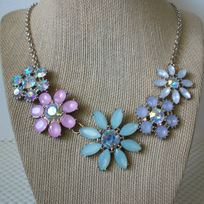 BOLD Vintage 18" - 21" Necklace Gold Tone Clear Glass Pastel Rhinestones Flower Statement 51016