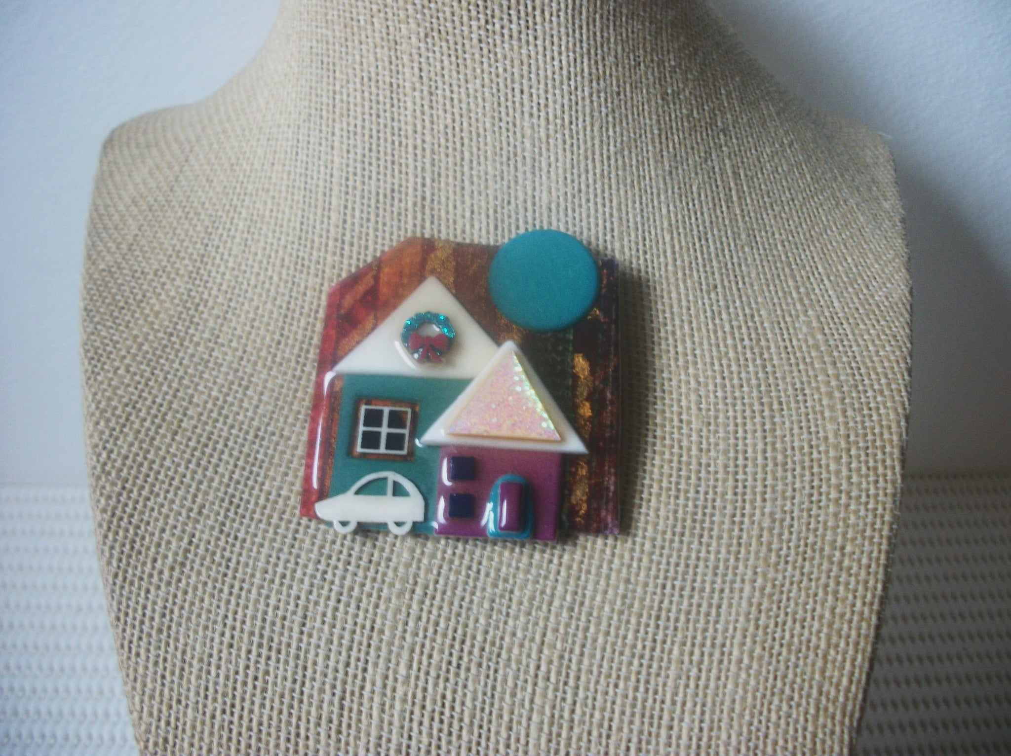 Highly Detailed Lucinda House Pins, Christmas Glitter Moon Festive House 021321