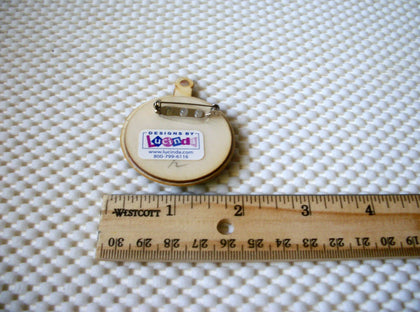 Vintage Ultra Rare Lucinda Signed Christmas Ornament Brooch-Recessed Dove Center 61318