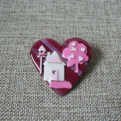 RARE Romantic Lucinda House Pins Valentine`s Day Love Hearts Bird House Pink