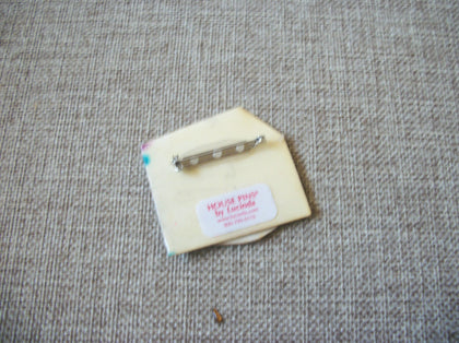 Vintage Lucinda House Pin Pastel Glitter Rain Bow Dark Sky Little Cat 42617