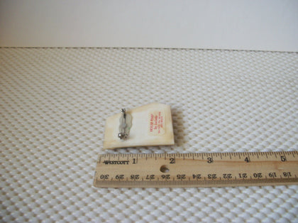 Vintage Lucinda House Pins, Calm Peaceful Mellow Day Happiness 43017