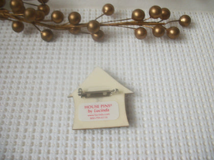 Gorgeous Vintage Lucinda House Pins, Very detailed Happy Santa House Reindeer Presents Christmas 021321