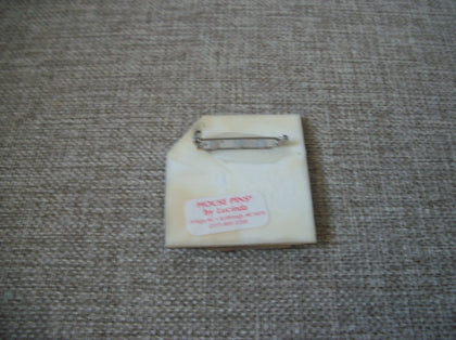 RARE Lucinda House Pins Lilac Cream Love Heart Little Dog Harmony 42617