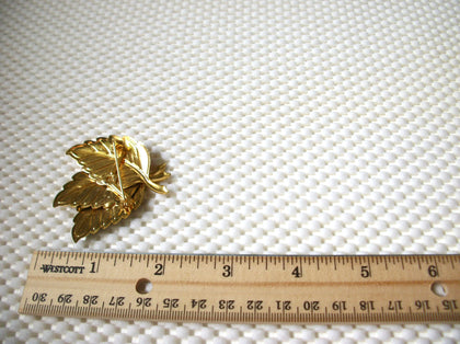 Vintage Brooch Pin Fall Maple Three Leaves Enameled Gold Tone 030621