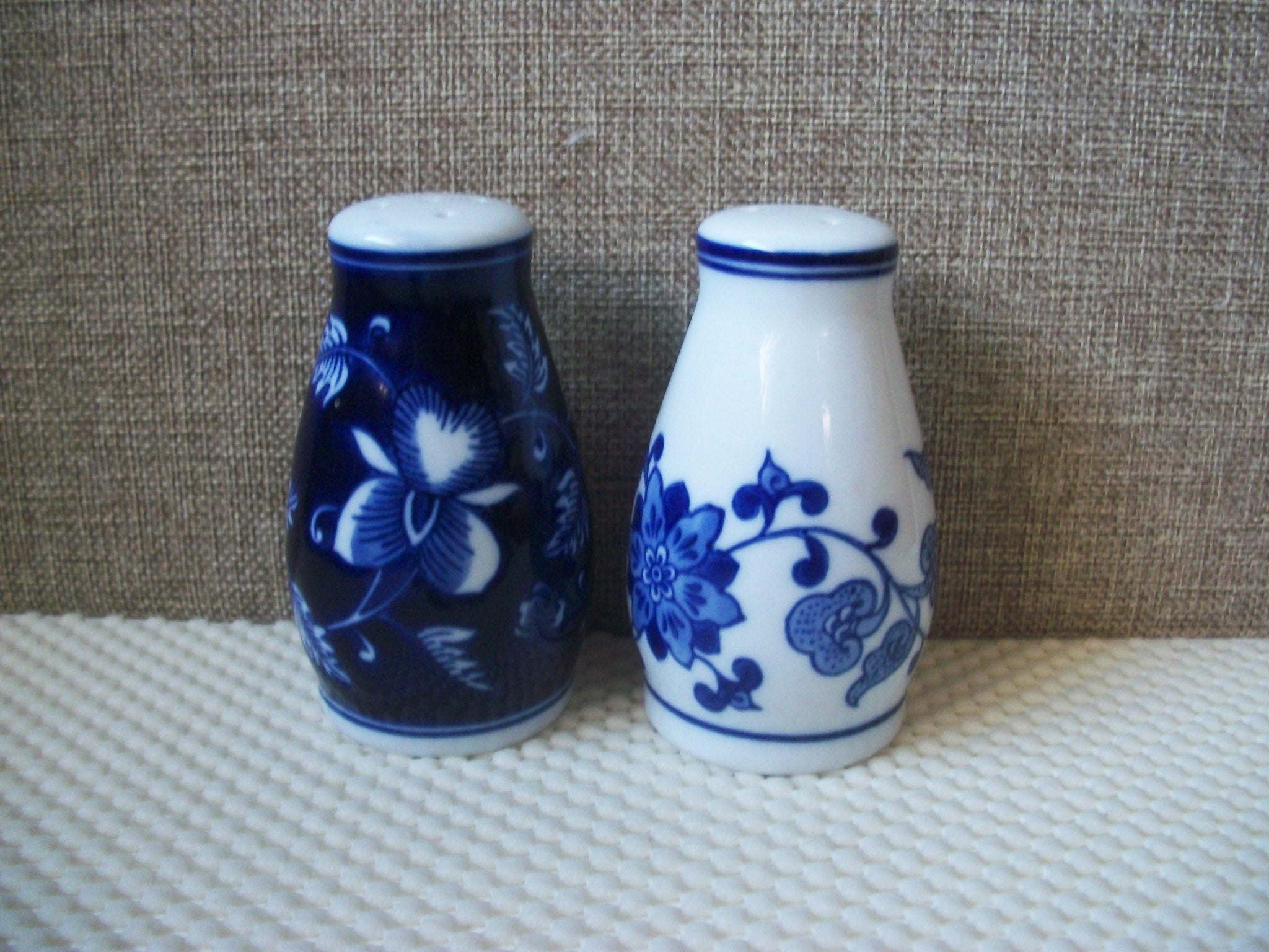 PIER 1 Mandarin Cobalt Blue White Porcelain Floral Salt Pepper Shakers 3.5”