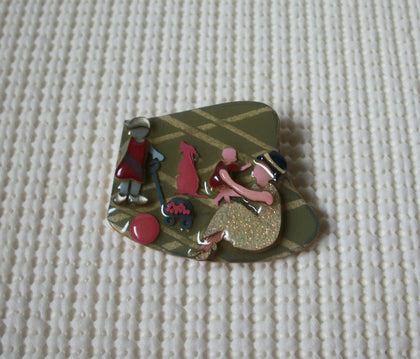 Vintage Lucinda Design Pins, Highly Detailed Love Nurture Baby Child Mother Love Protection 021321